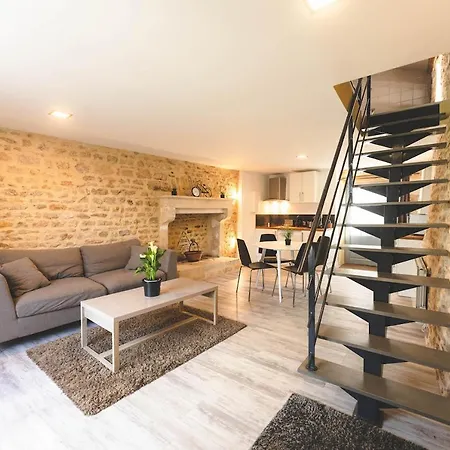 بيت للعطل Le Du Puits Montamisé