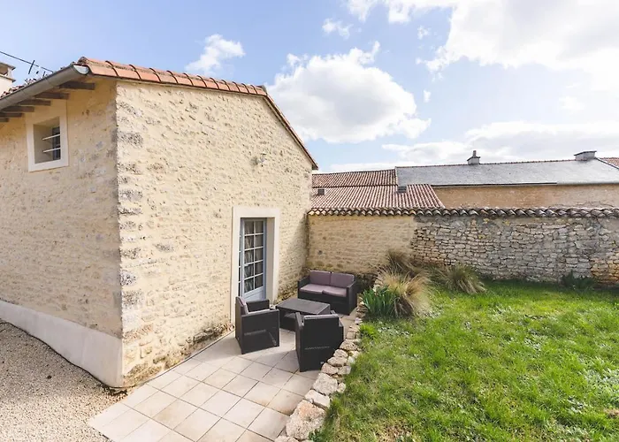 Le Du Puits Сasa de vacaciones